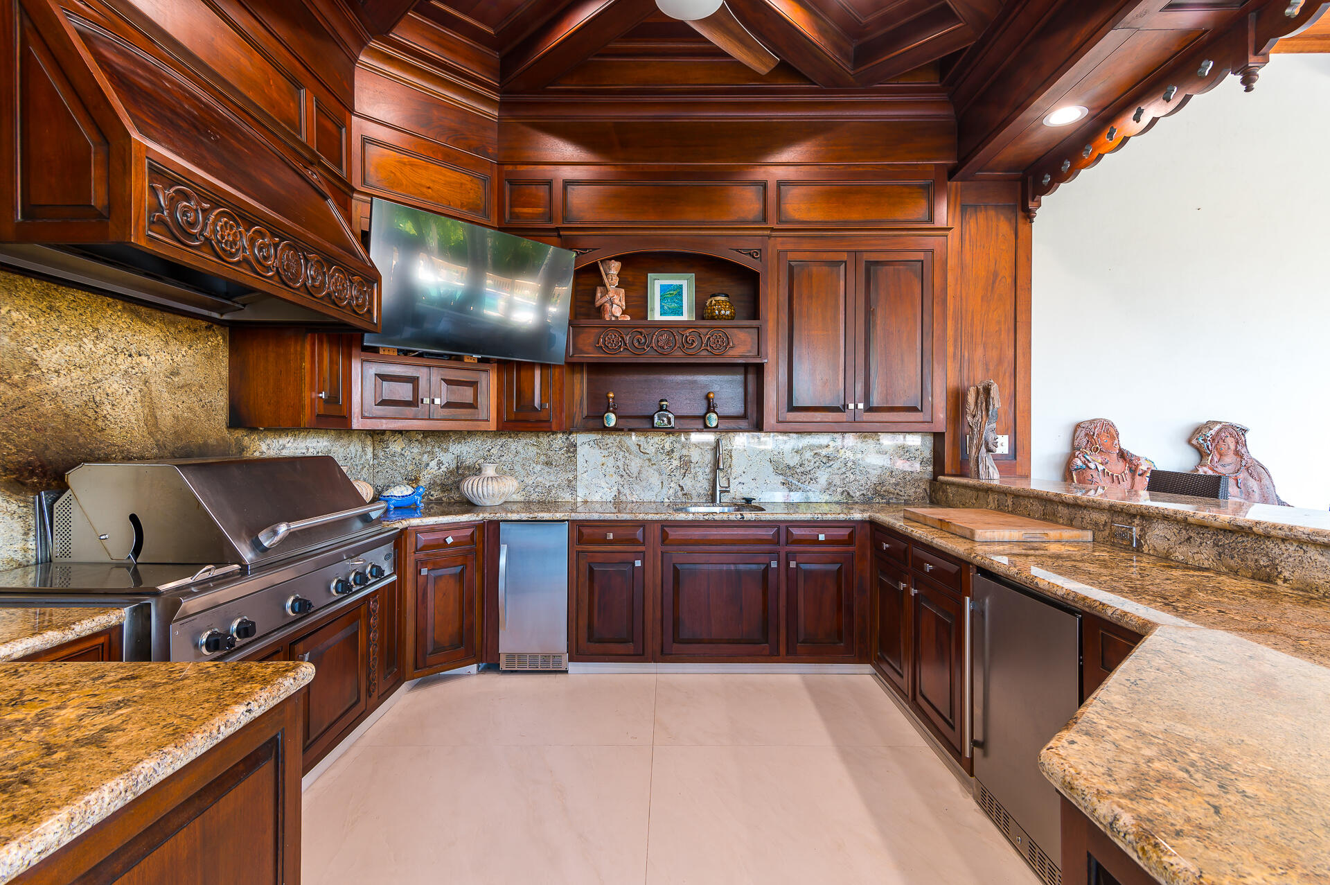 SANCTUARY - Residential