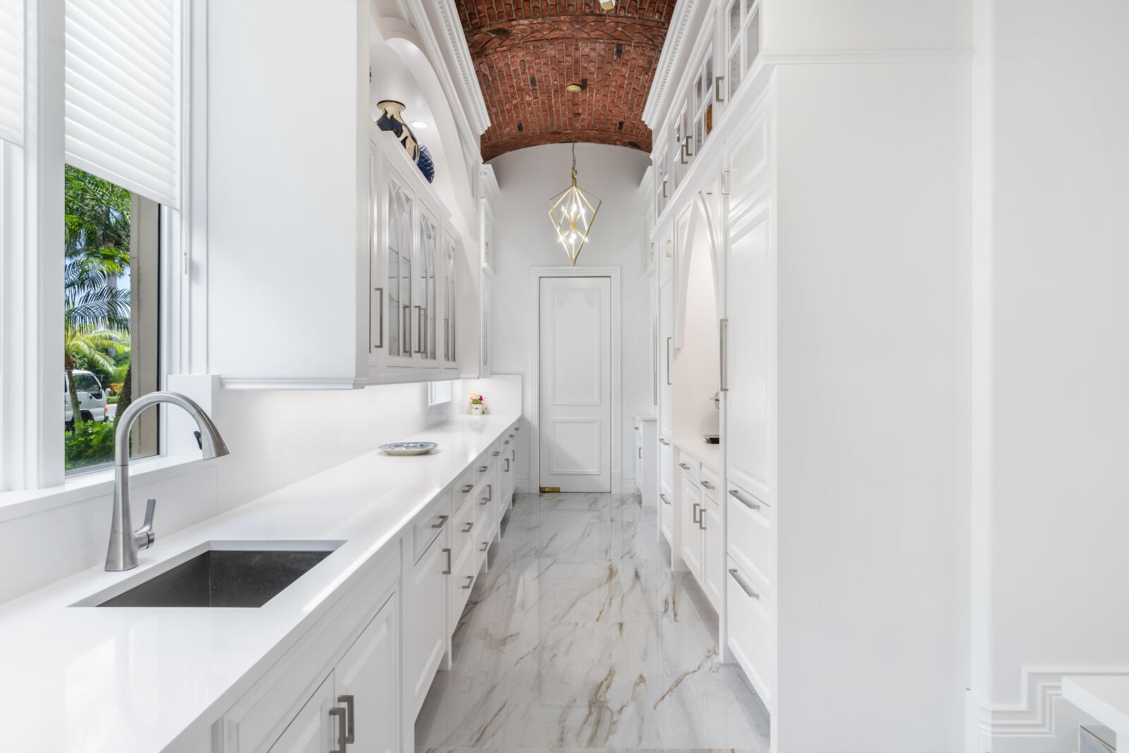 SANCTUARY - Residential