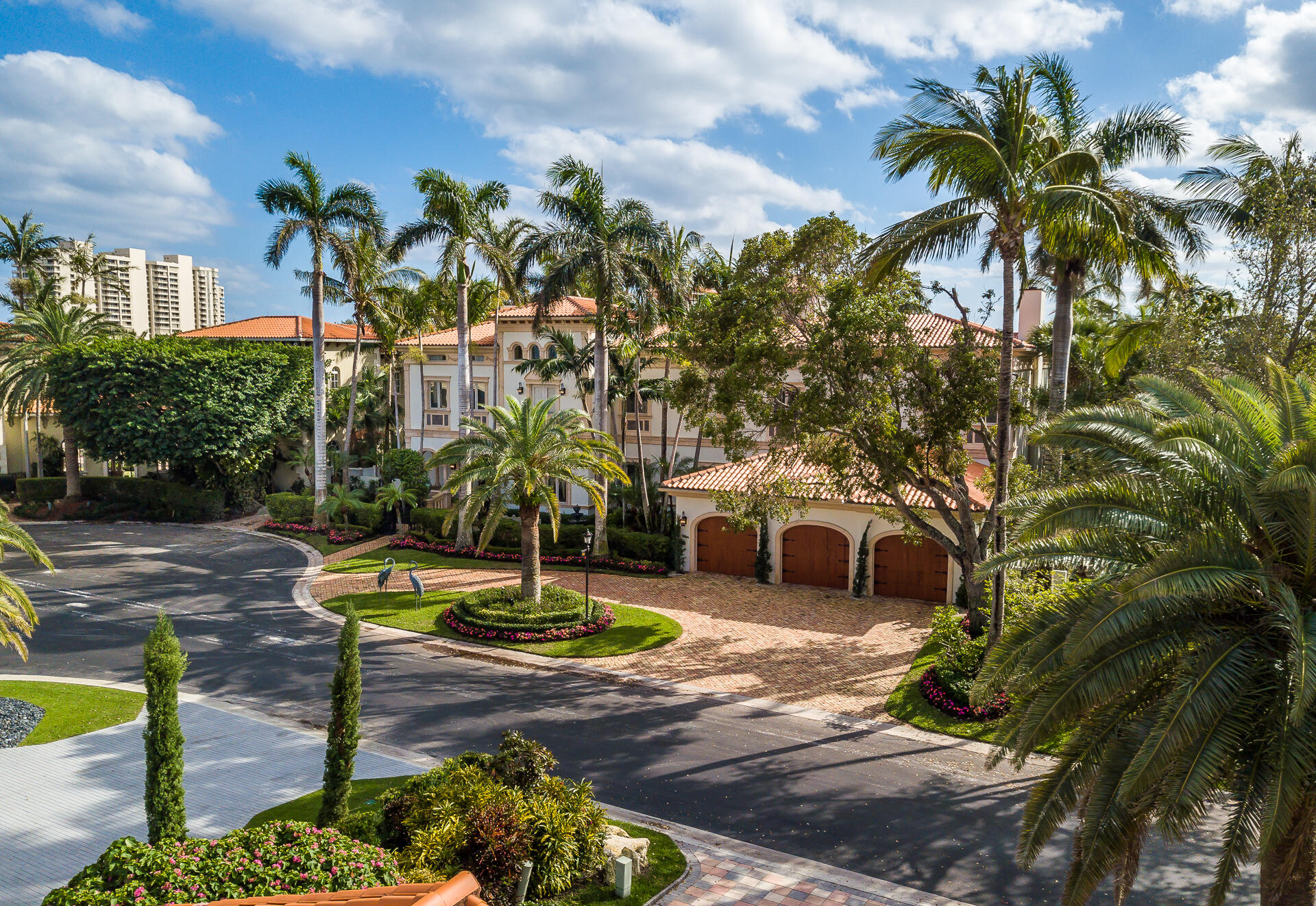 SANCTUARY - Residential