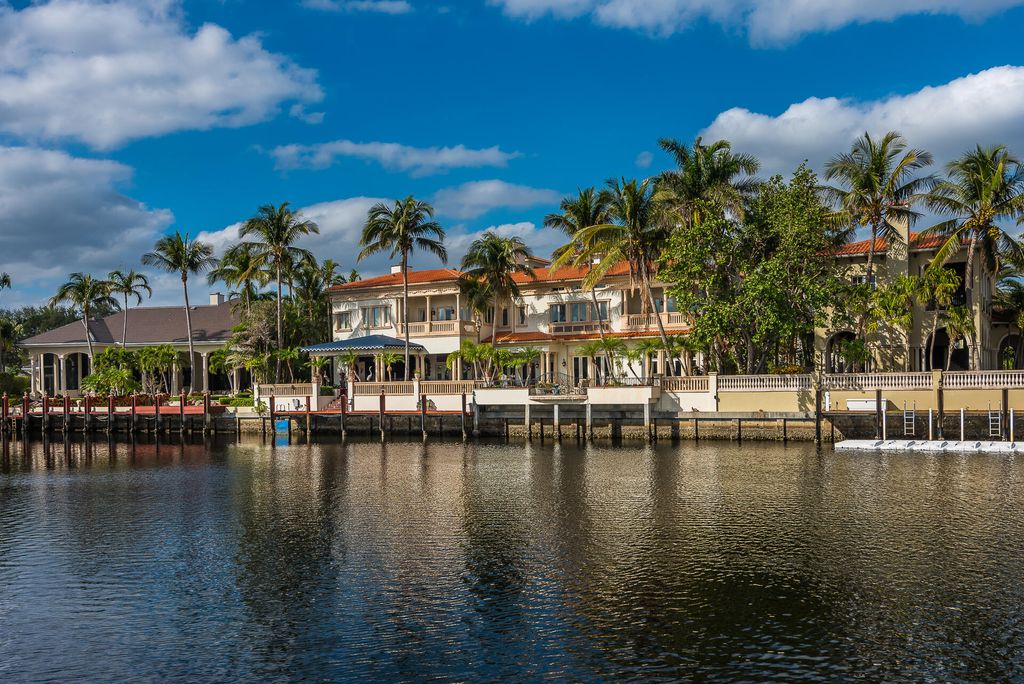 Photo of 700 Sanctuary Drive, Boca Raton, FL 33431 (MLS # R10924325)