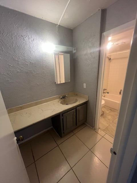2700 Riverside Drive 103