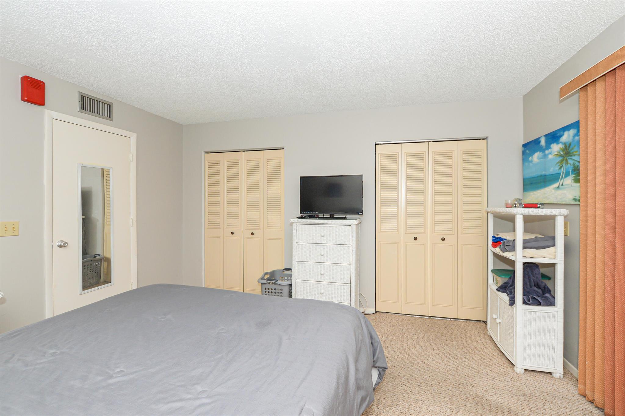 VISTA ST LUCIE BUILDINGS 9 THRU 20 - Residential