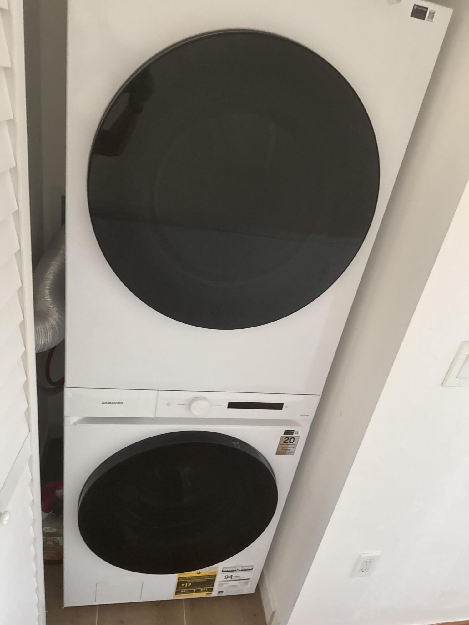 SNUG HARBOR - Residential