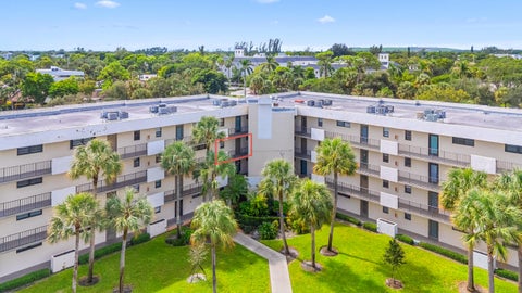 Tiny photo for 2440 DEER CREEK COUNTRY CLUB Boulevard #307-C, Deerfield Beach, FL 33442 (MLS # B26083298)