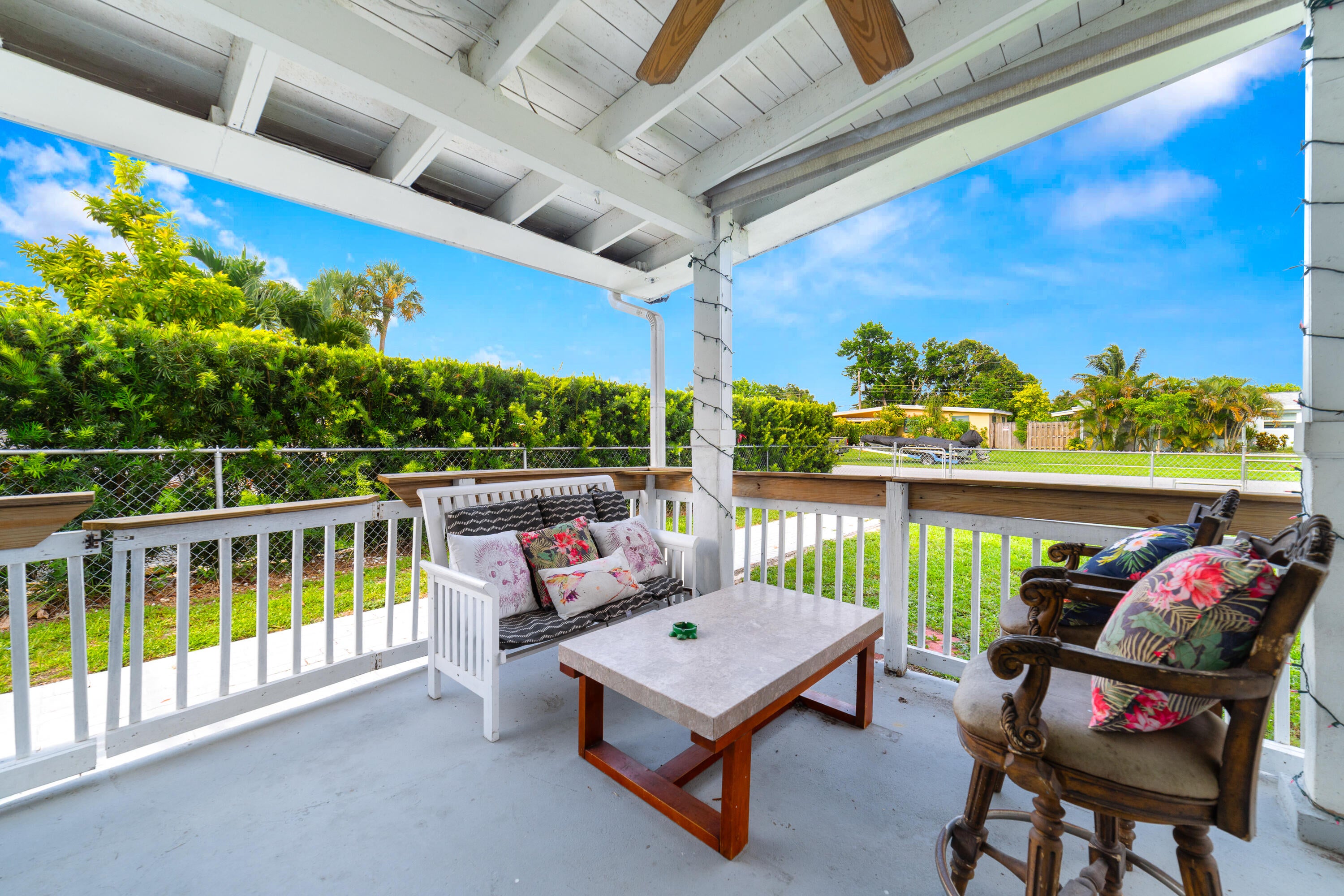 735 Hibiscus Drive