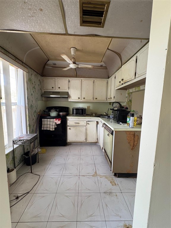 6020 NW 64th Avenue 208