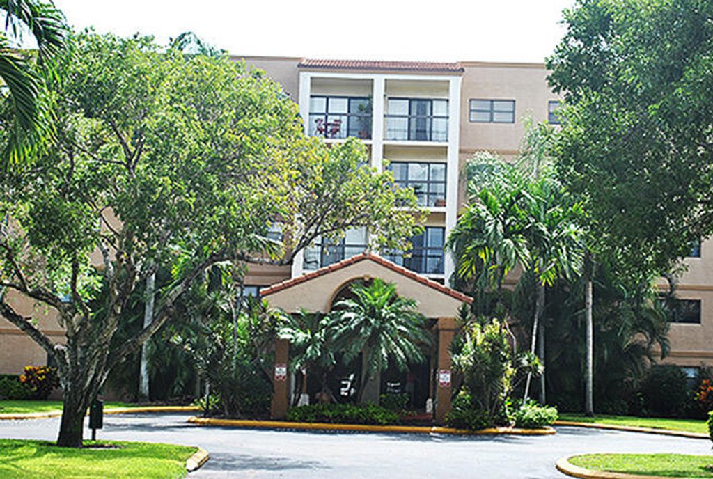 Photo of 701 NW 19th Street #408, Fort Lauderdale, FL 33311 (MLS # B26007318)