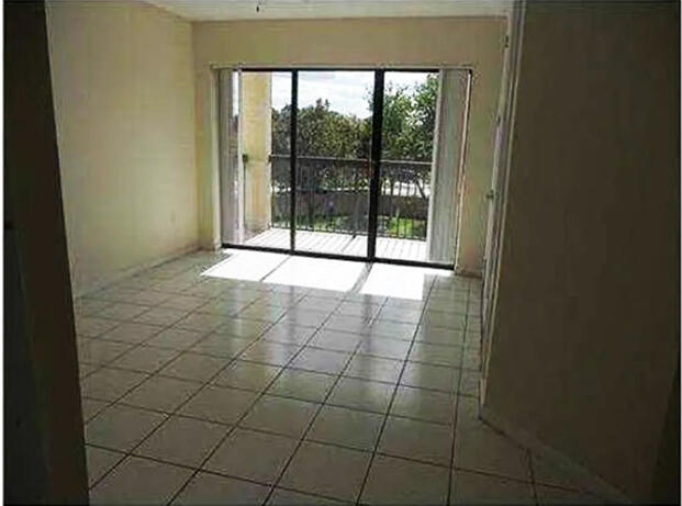 TENNIS CLUB II COURTS CONDO - Residential Lease