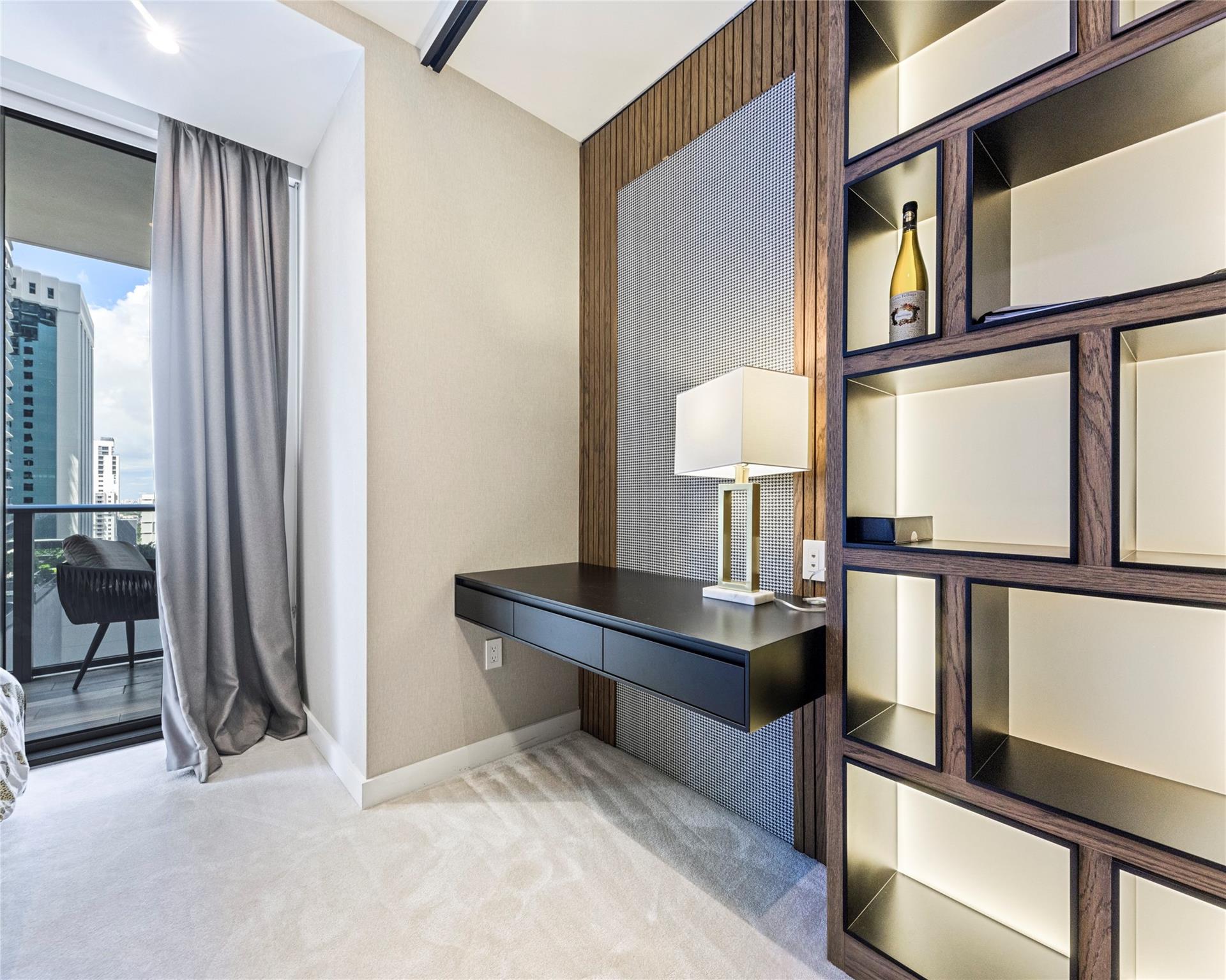 801 SMA RESIDENCES CONDO - Residential