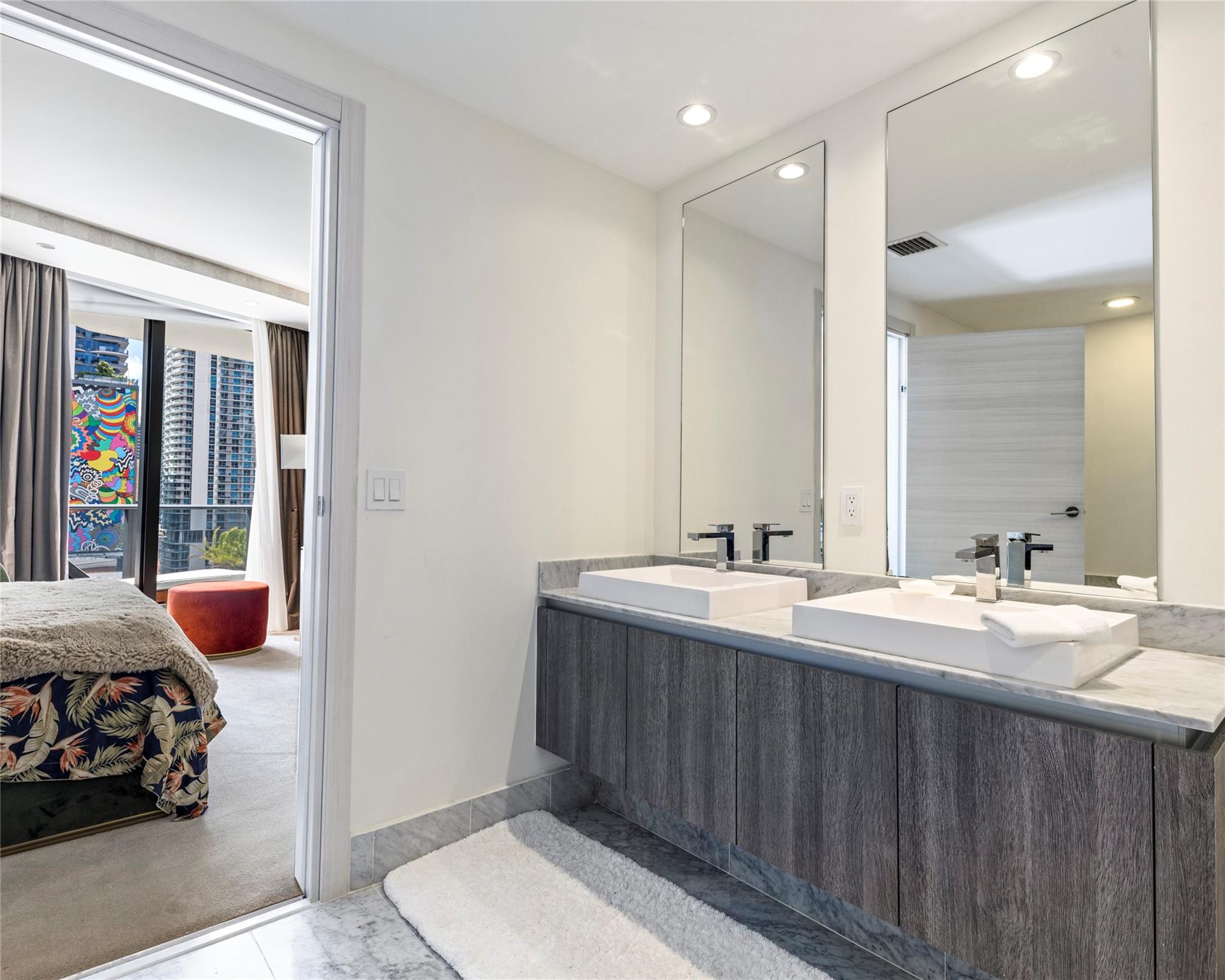 801 SMA RESIDENCES CONDO - Residential