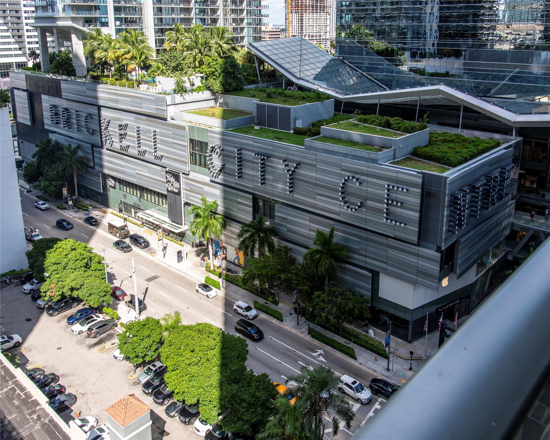 801 SMA RESIDENCES CONDO - Residential