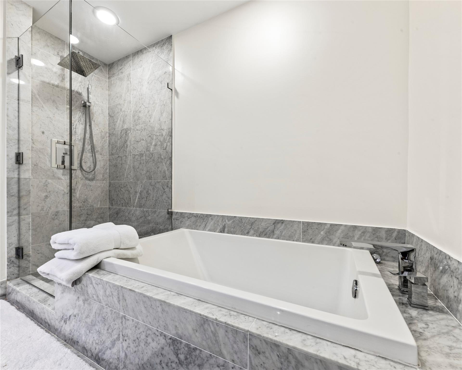 801 SMA RESIDENCES CONDO - Residential