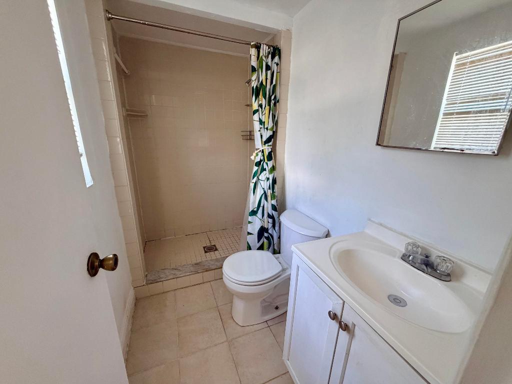 ESTATES OF SOUTH PALM BEACH ADD 1 - Residential Lease