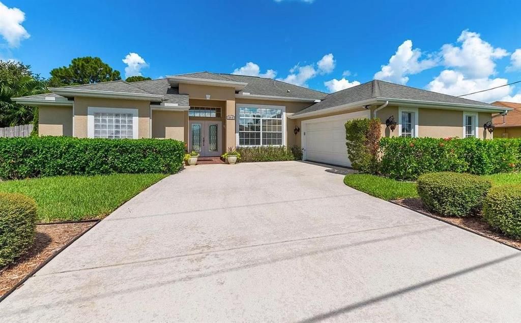 Photo of 5818 NW Burney Street, Port Saint Lucie, FL 34986 (MLS # R10735593)