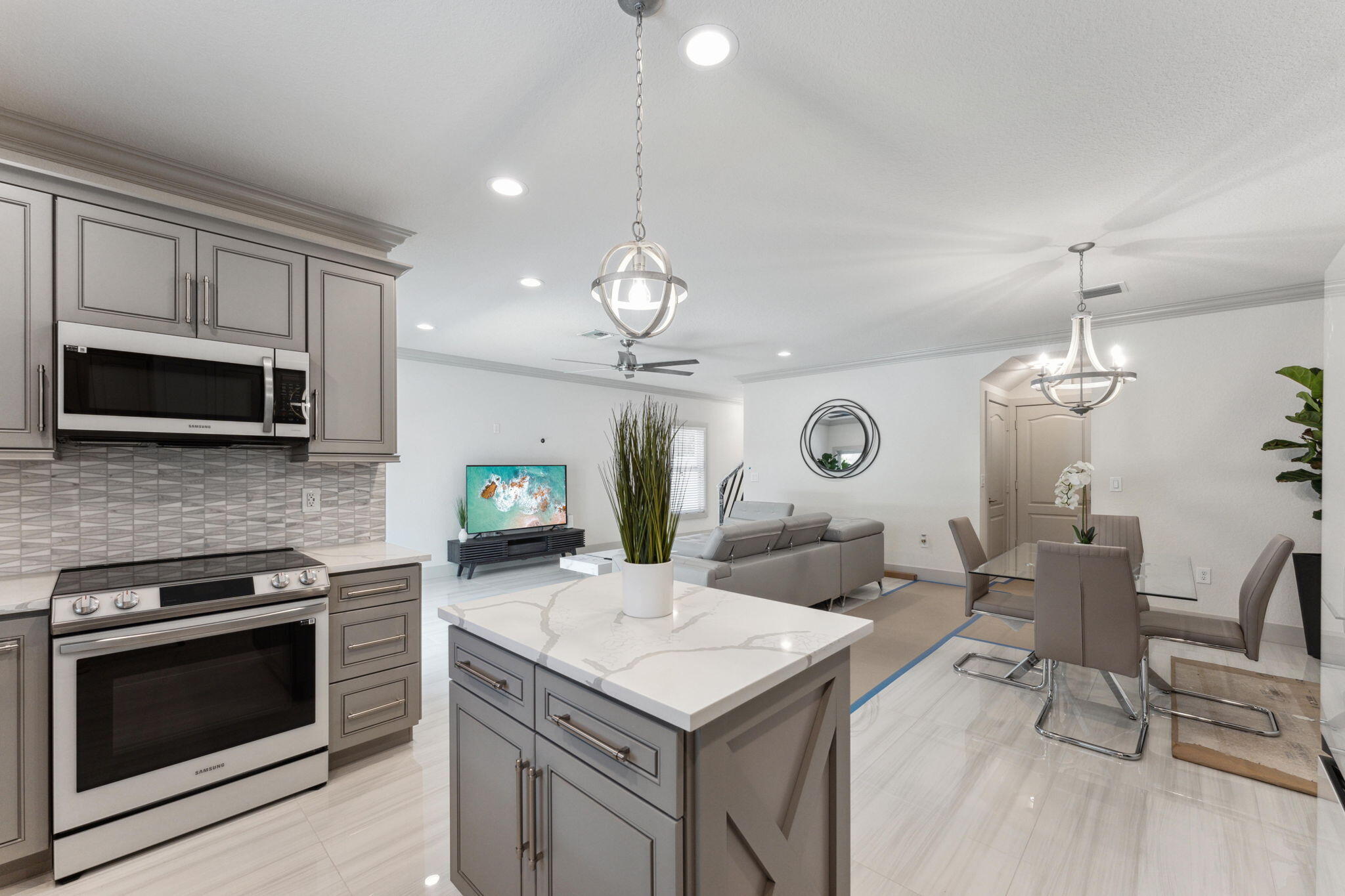 SOUTHRIDGE - Residential Lease