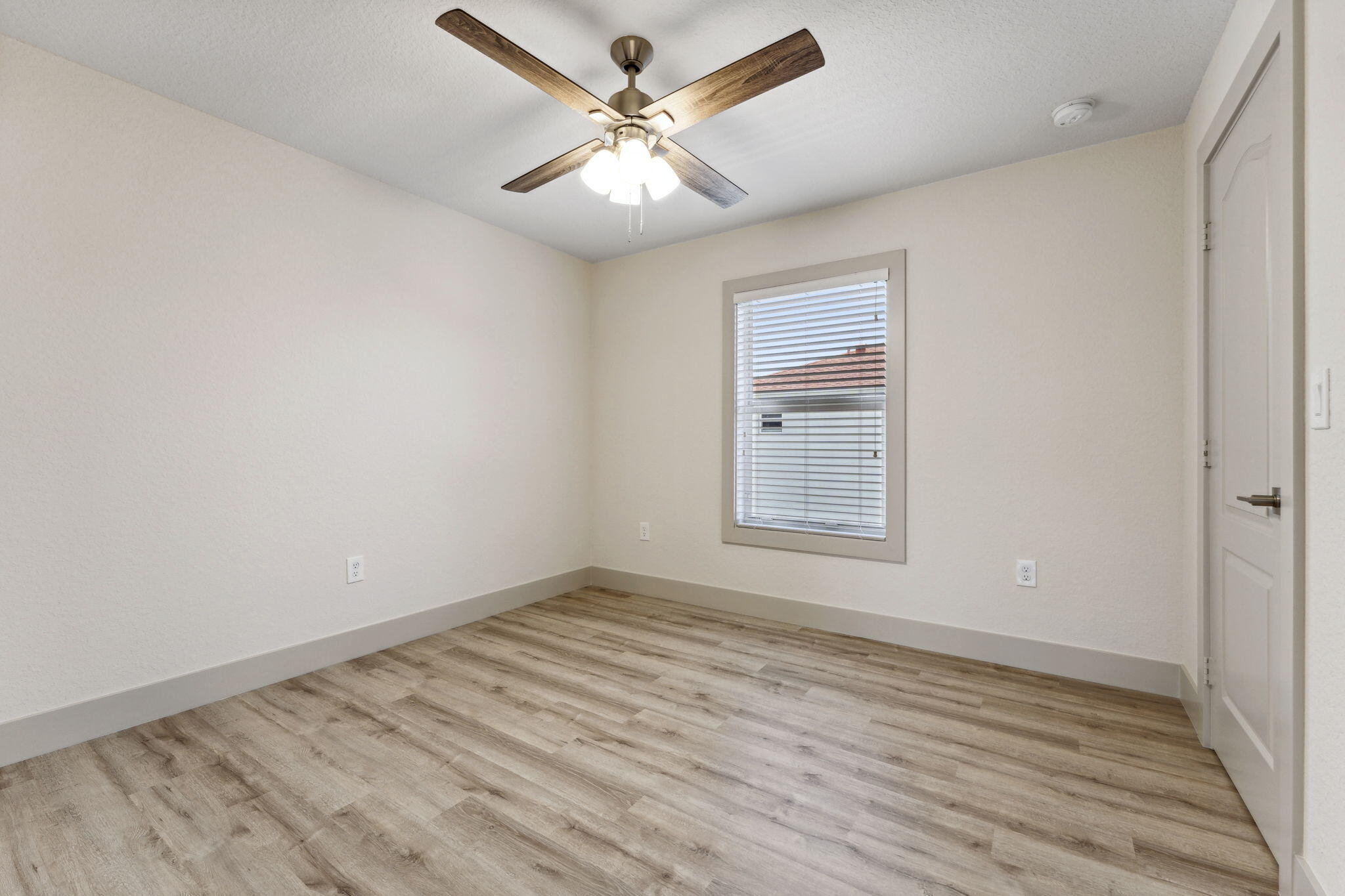 SOUTHRIDGE - Residential Lease