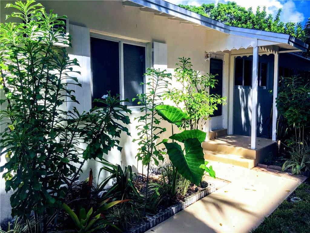 Hollywood 1-21 B - Residential Lease