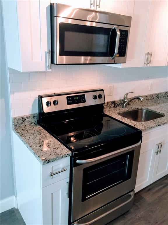 Hollywood 1-21 B - Residential Lease