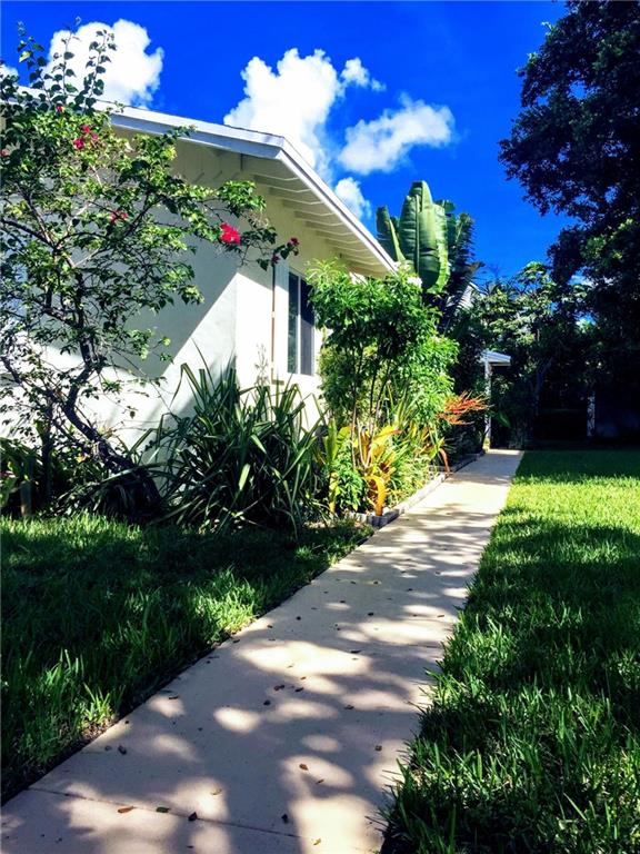 Hollywood 1-21 B - Residential Lease