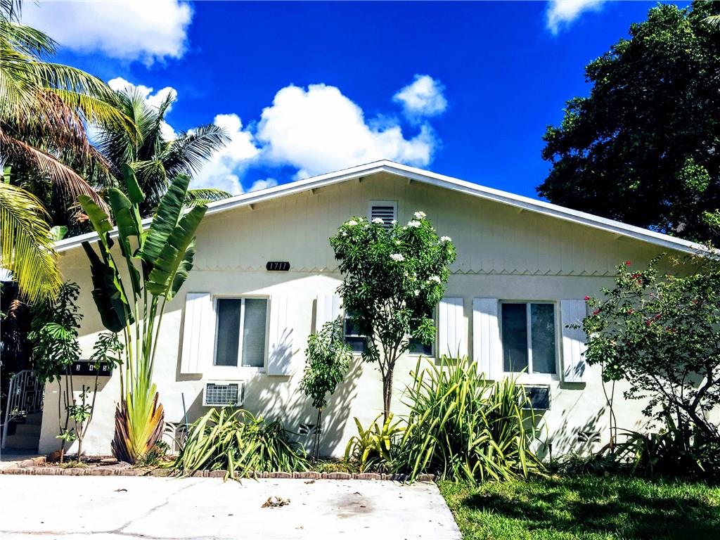 Hollywood 1-21 B - Residential Lease