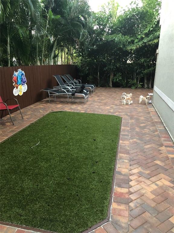 CROISSANT PARK VILLAS HOA - Residential