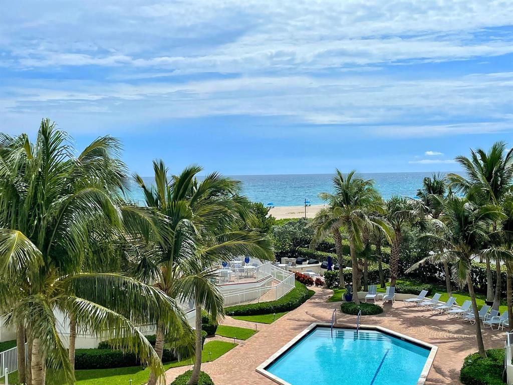 Photo of 3000 N Ocean Drive Dr #4-H, Singer Island, FL 33404 (MLS # R10746810)