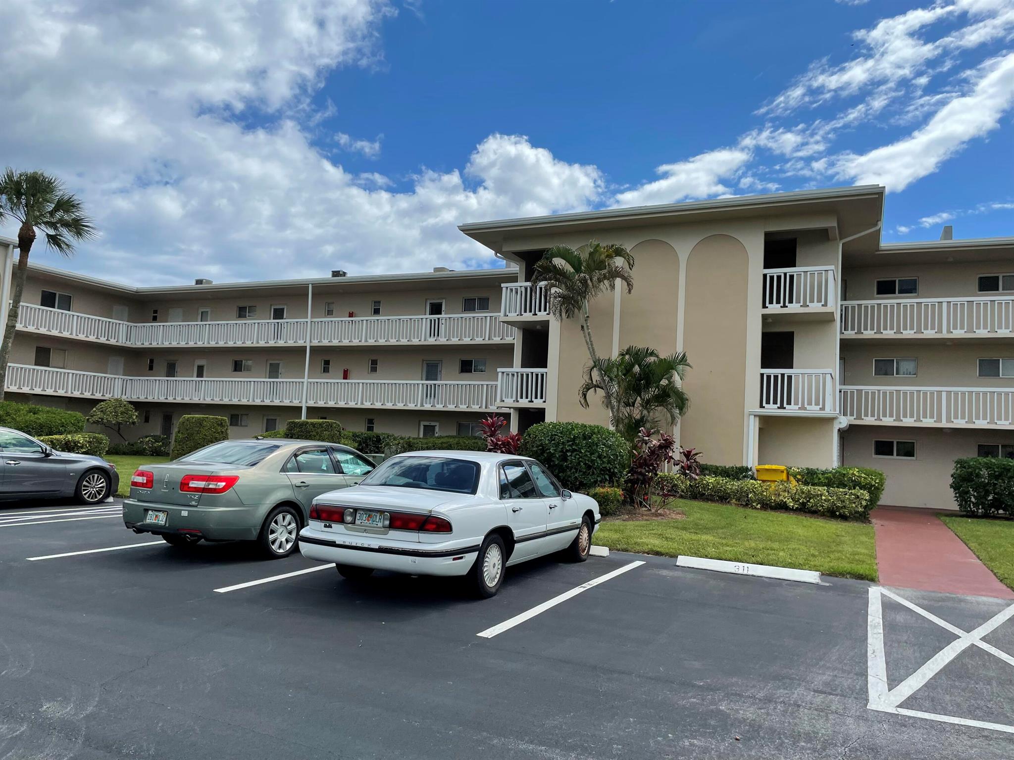Stunning waterfront view from your living room and bedroom. Enjoy the resort style amenities at this very well appointed condo.This condo is completely updated and in a 55+ community. Enjoy the private balcony with your morning coffee or evening glass of wine.Close to shops, restaurants, I-95 and the Palm Beach airport.