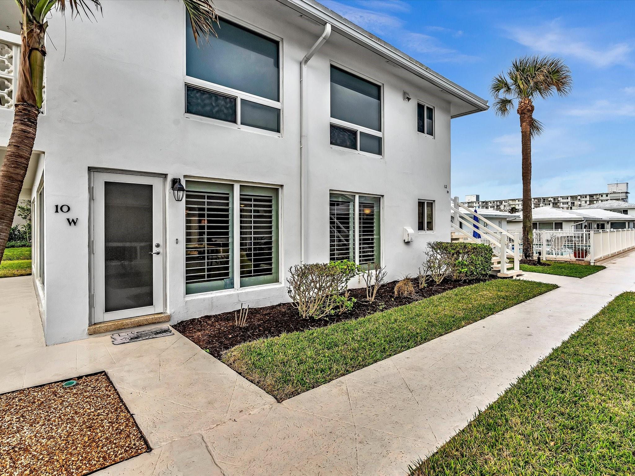 VIRGINIA KAYE CO-OP - Residential Lease