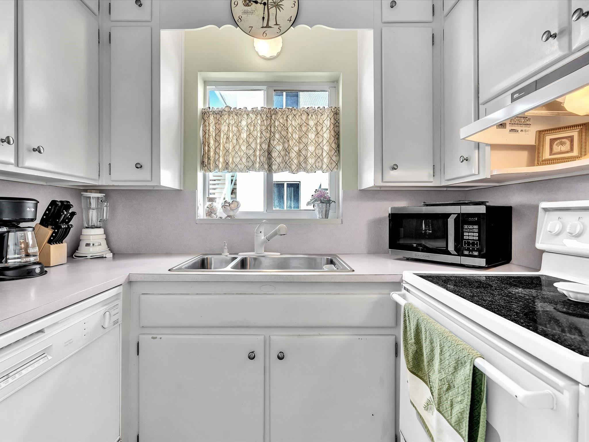 VIRGINIA KAYE CO-OP - Residential Lease