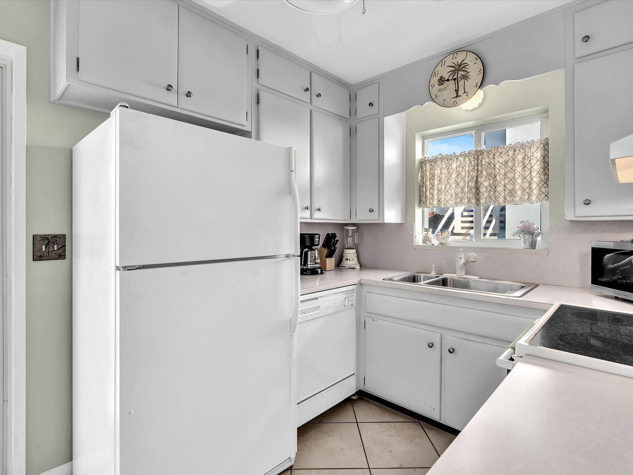 VIRGINIA KAYE CO-OP - Residential Lease