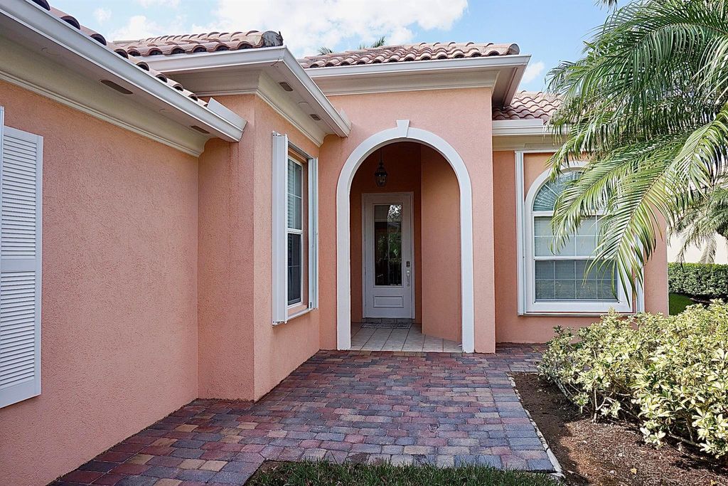 Photo of 11564 SW Rockingham Drive, Port Saint Lucie, FL 34987 (MLS # R11032193)