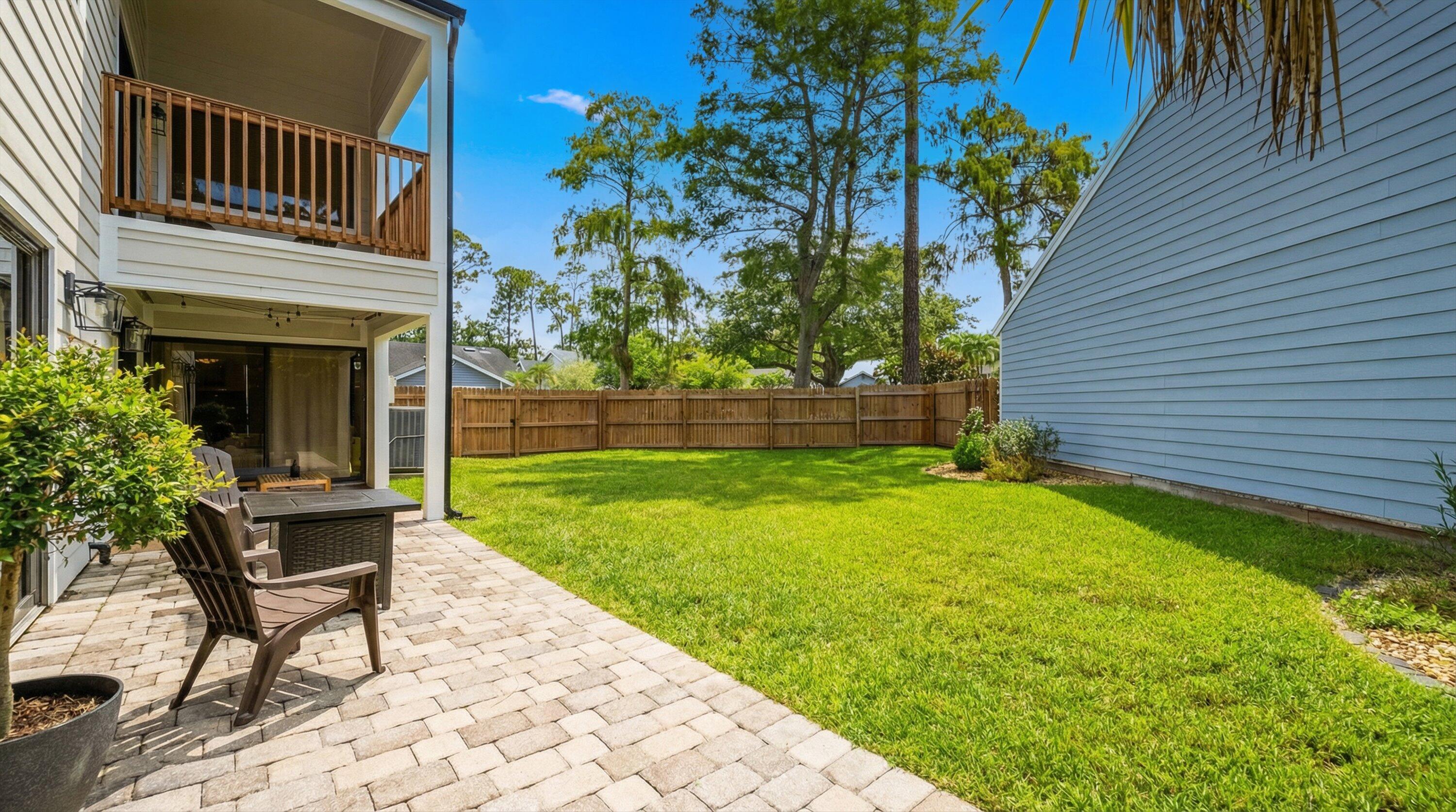 TREE TOPS OF WELLINGTON - Residential