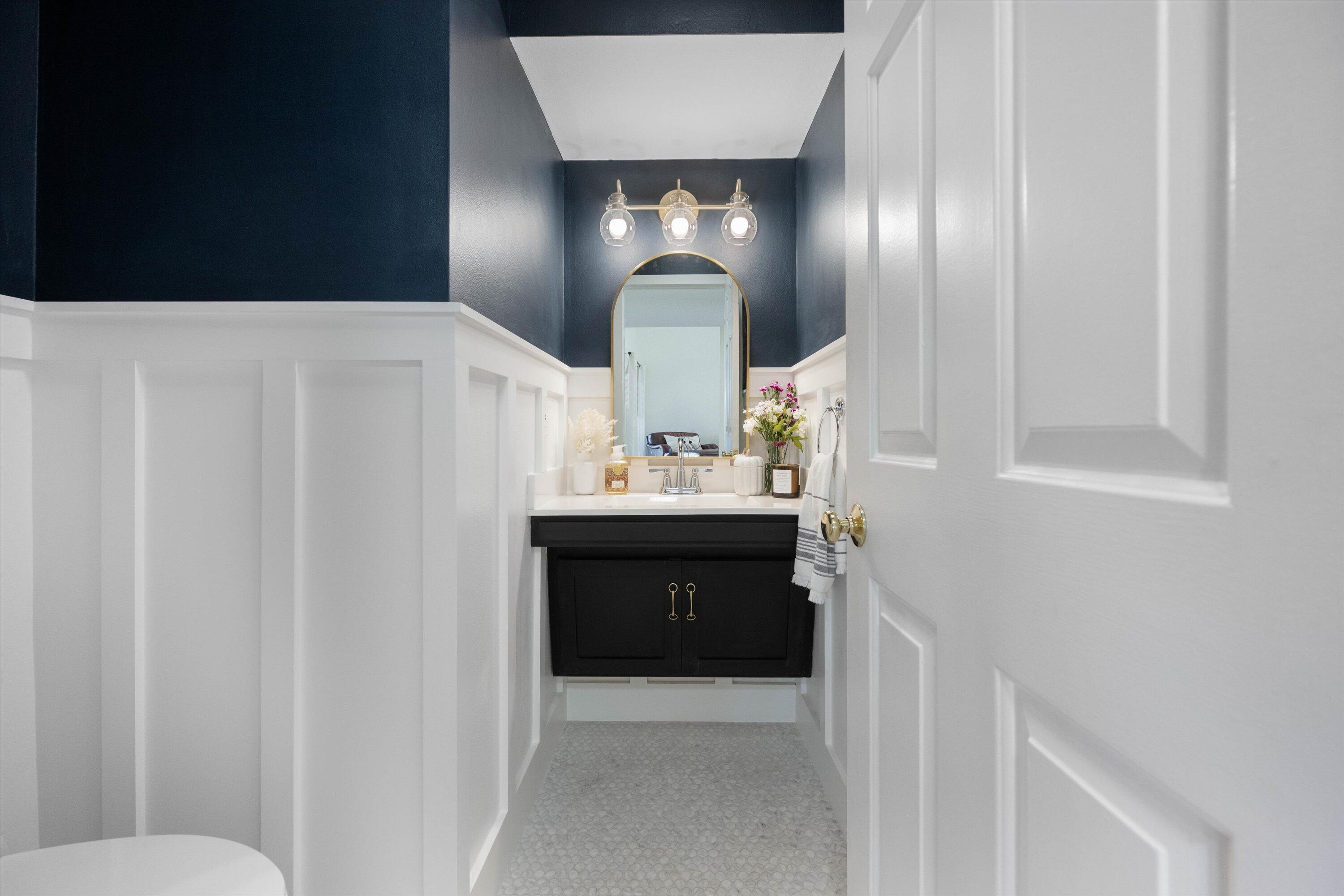 TREE TOPS OF WELLINGTON - Residential