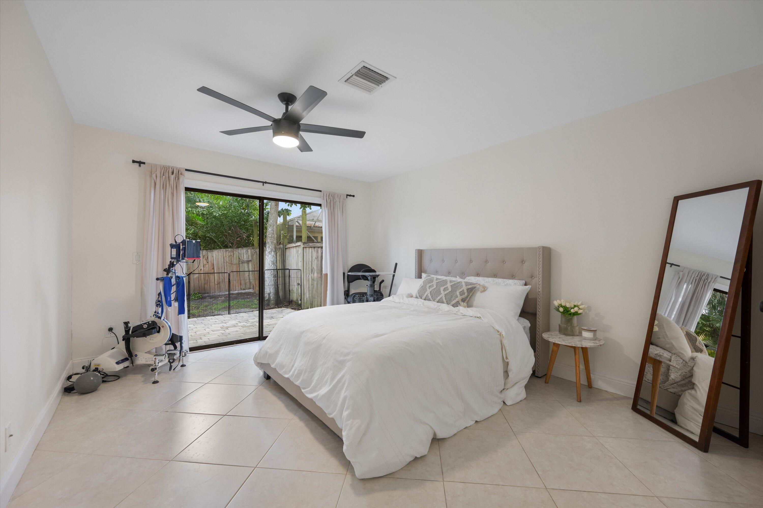 TREE TOPS OF WELLINGTON - Residential