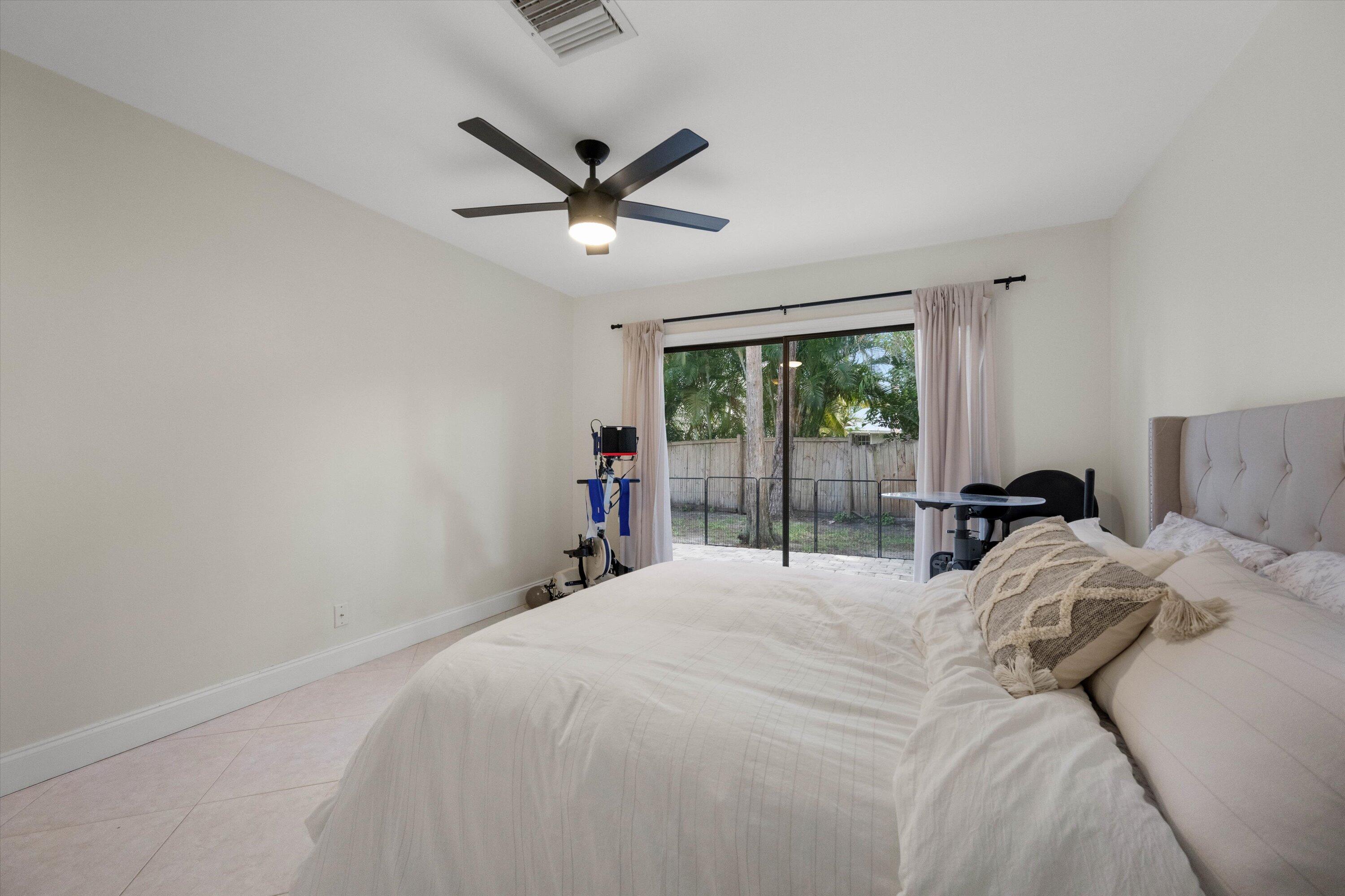 TREE TOPS OF WELLINGTON - Residential