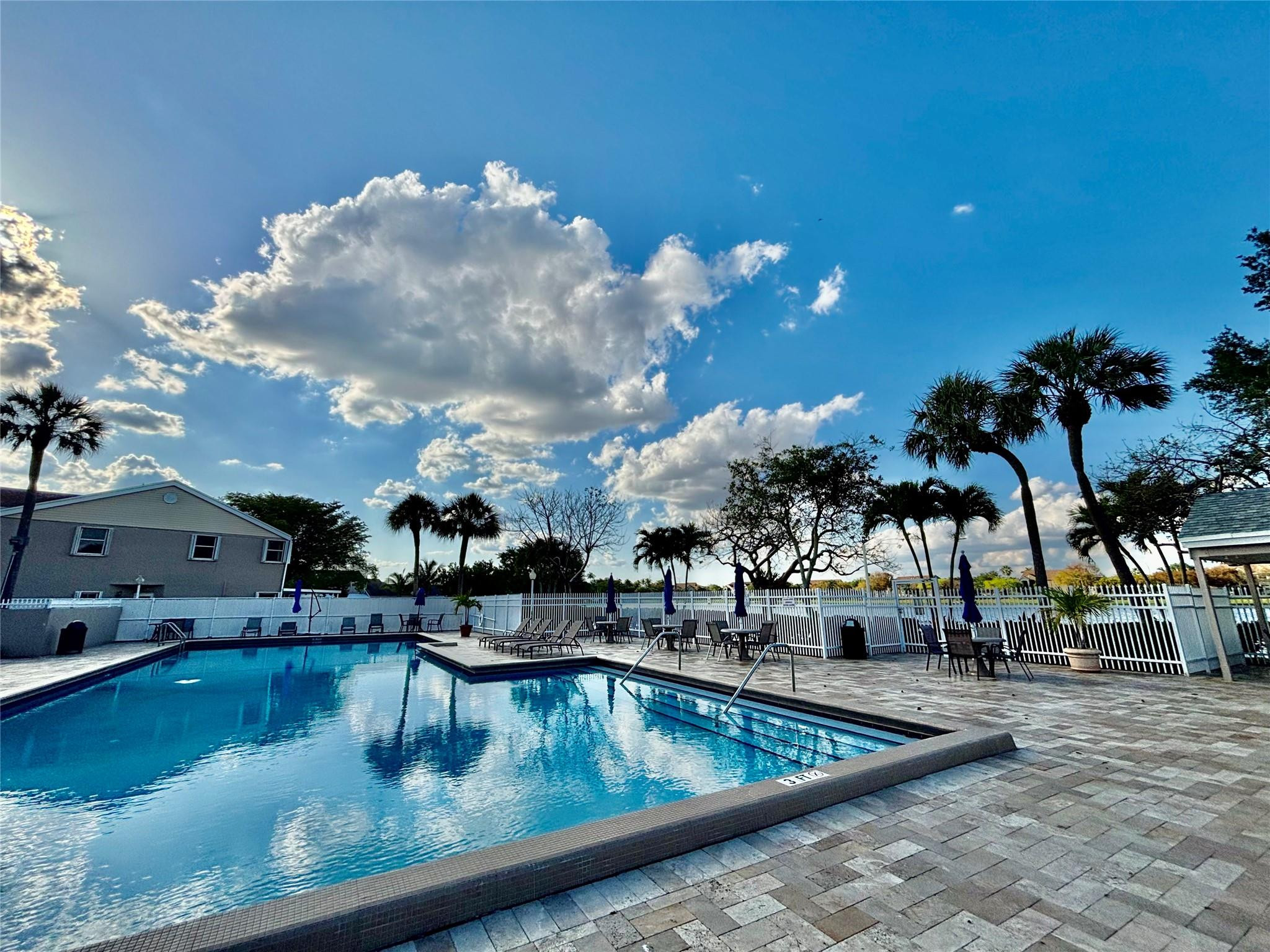 Scarborough II 126-44 B - Residential