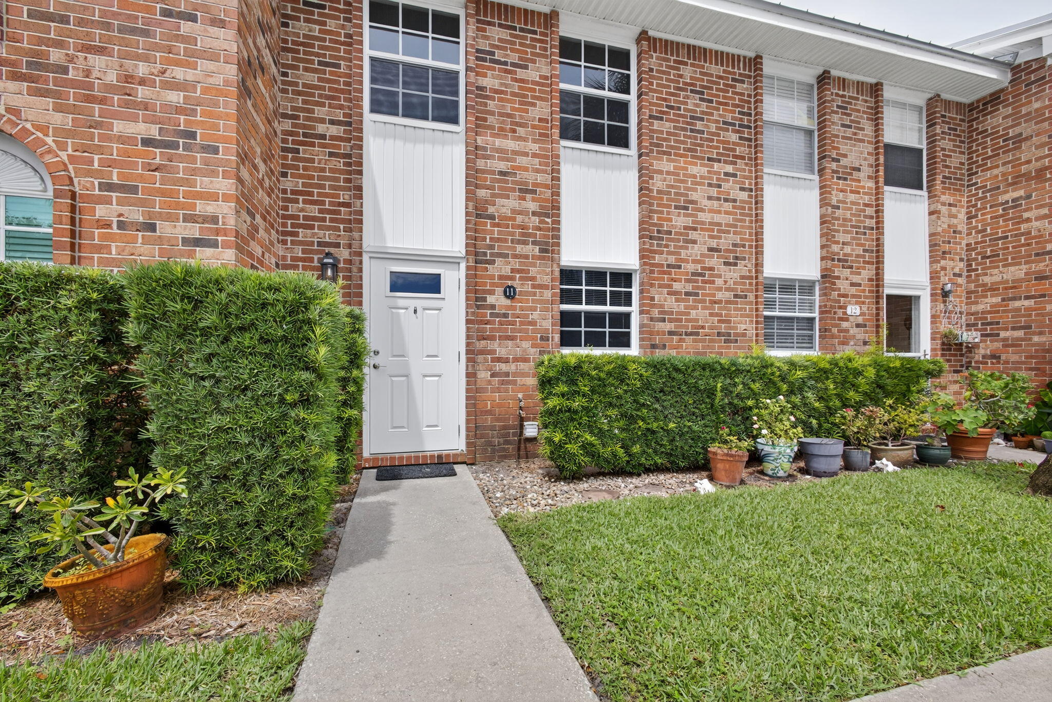 417 N Cypress Drive #11