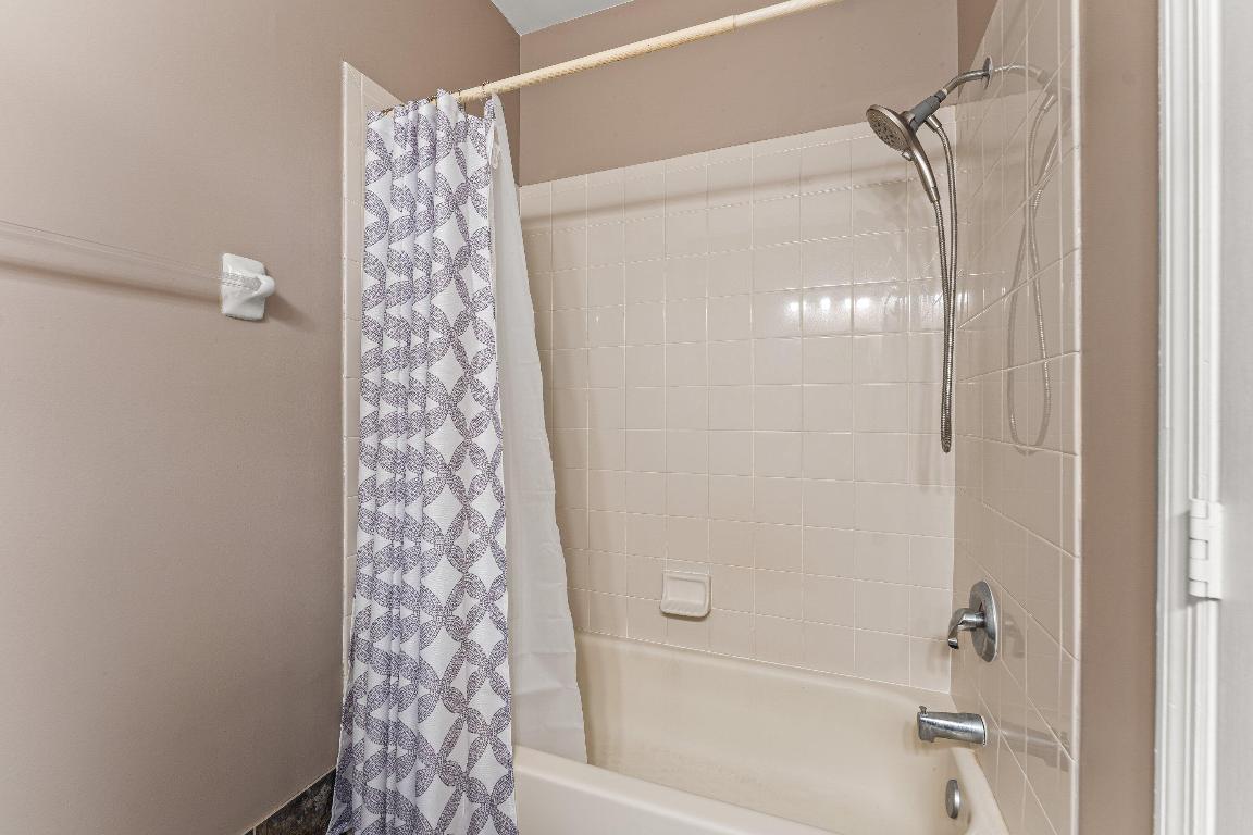 SHOMA COURTYARDS I AT ROYAL PALM CONDOMINIUMS - Residential