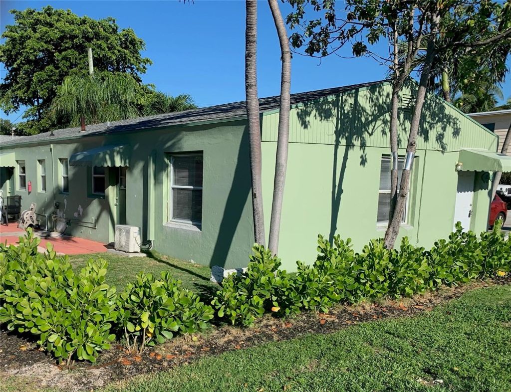 Photo of 301 S Ocean Boulevard #3, Pompano Beach, FL 33062 (MLS # F10534962)