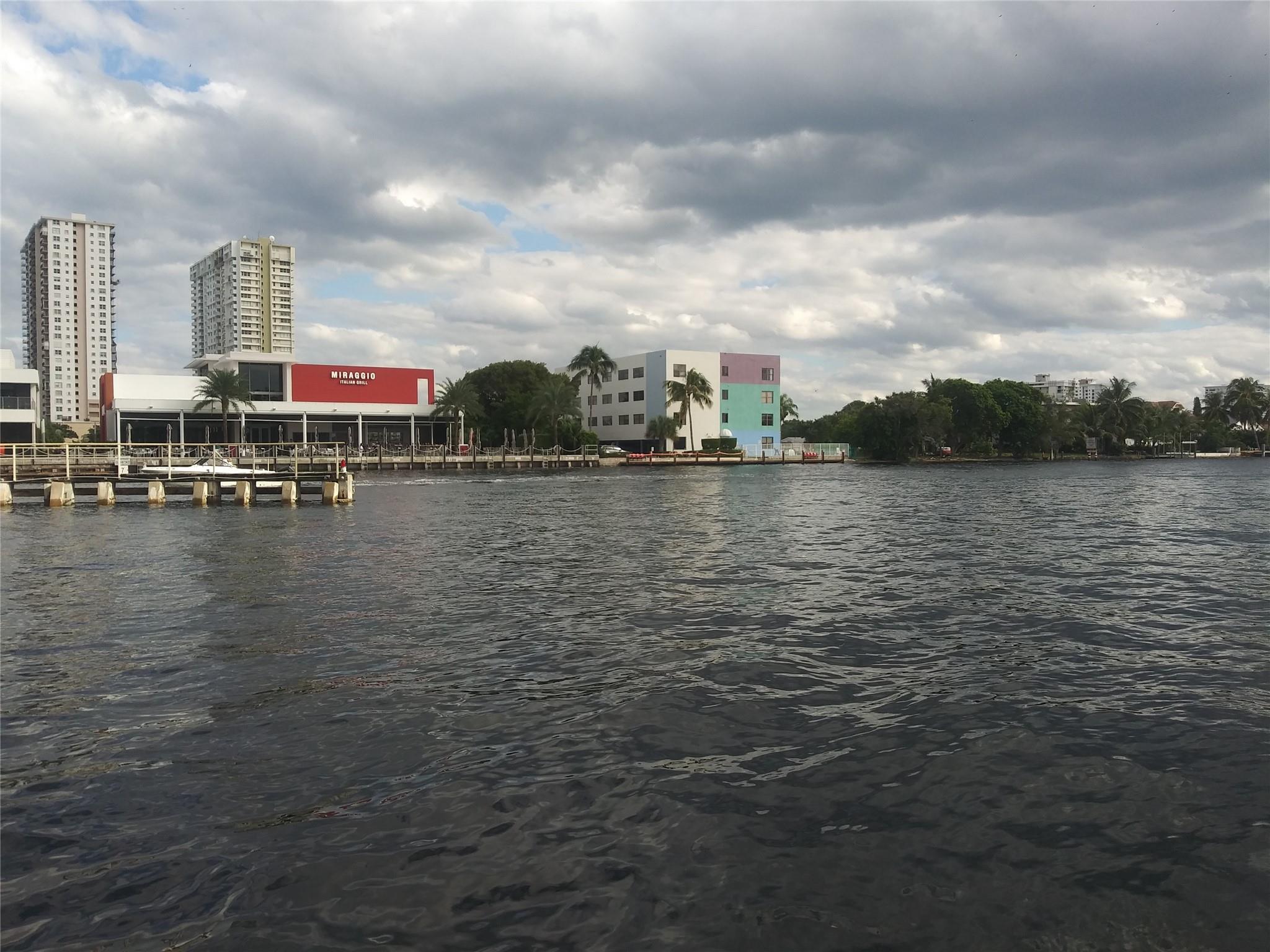 Lakeside Apartments - Residential