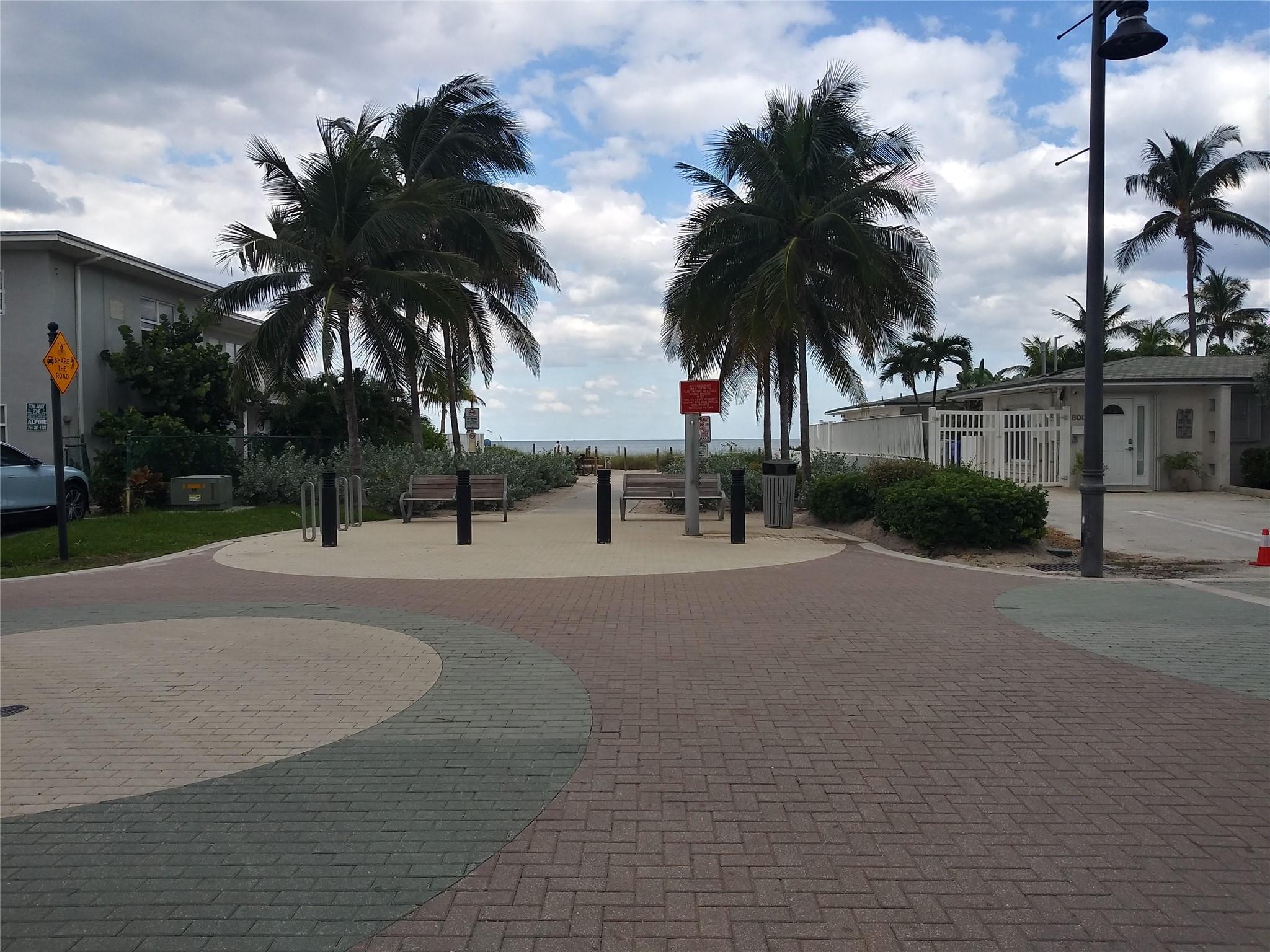 Lakeside Apartments - Residential