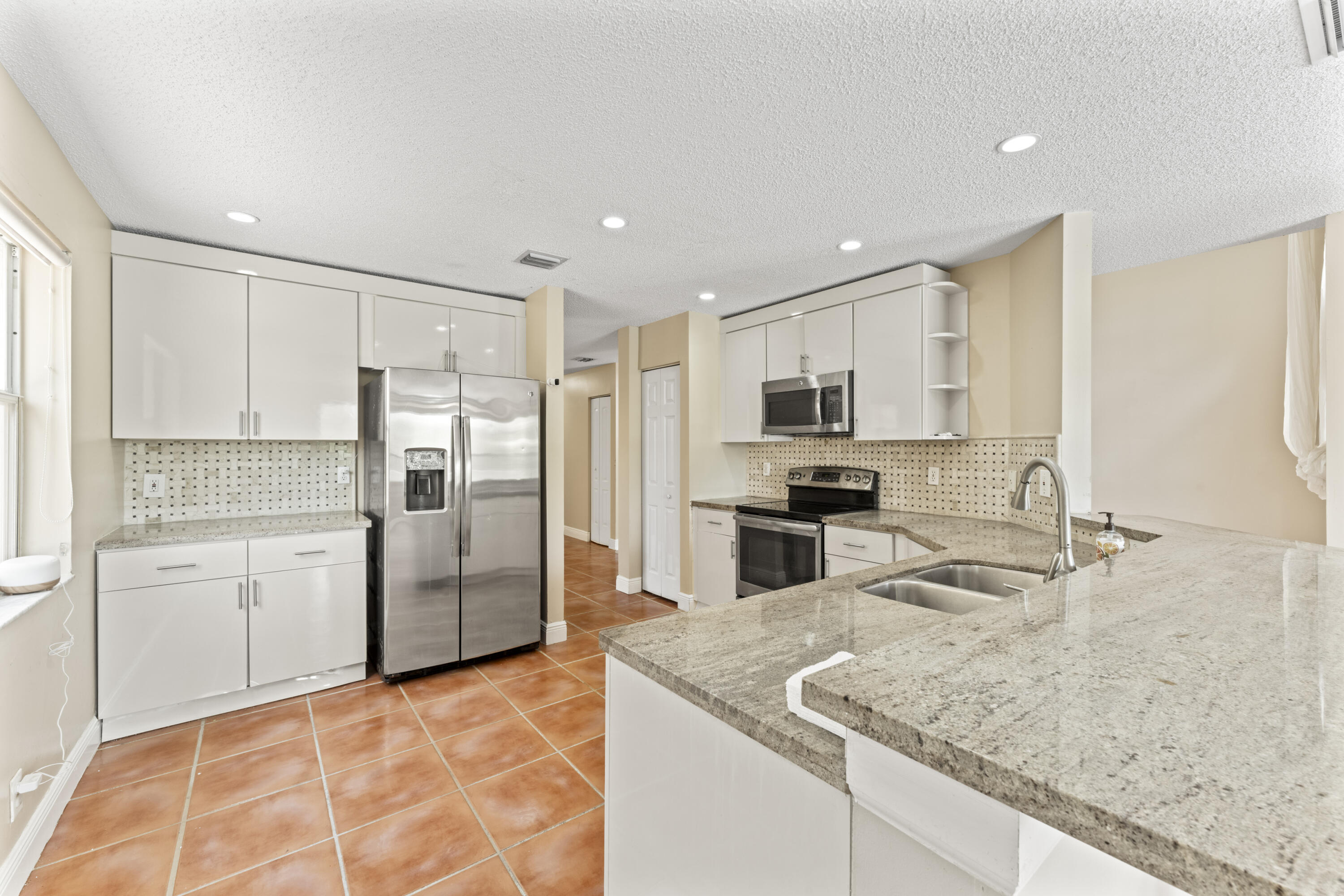 SILVER LAKES PHASE III REPLAT - Residential