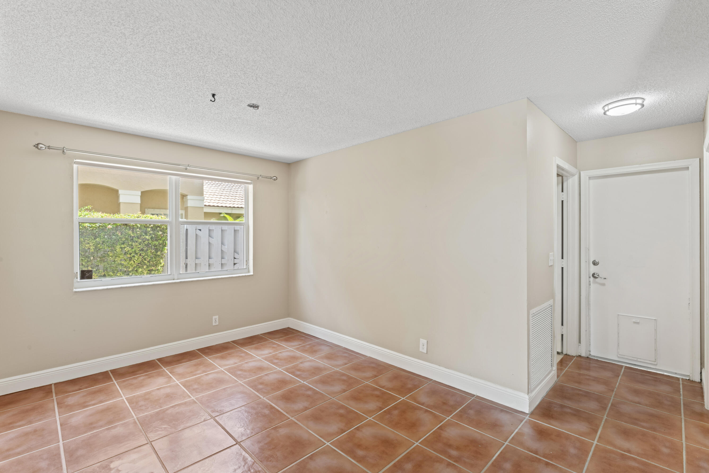 SILVER LAKES PHASE III REPLAT - Residential