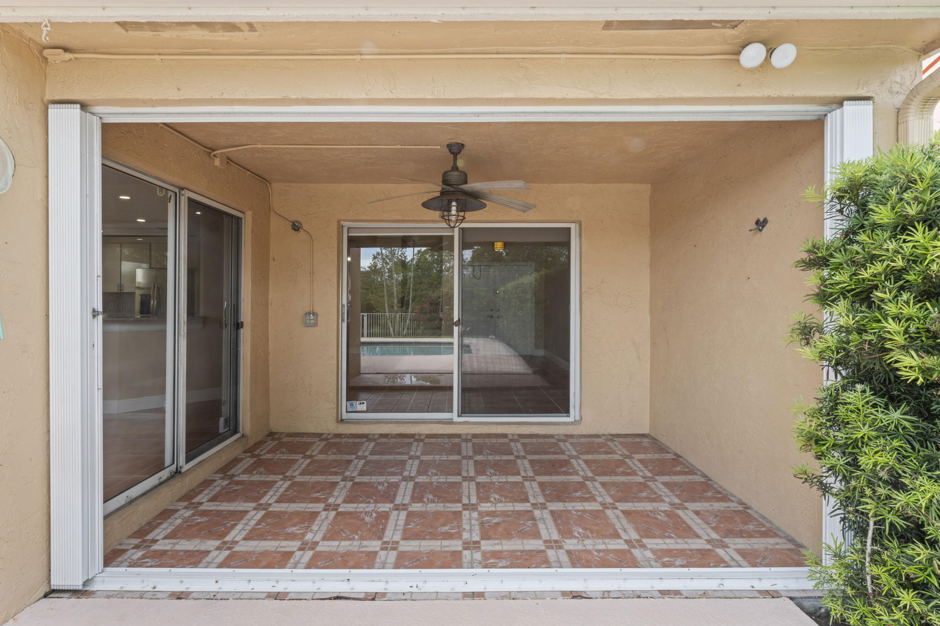 SILVER LAKES PHASE III REPLAT - Residential