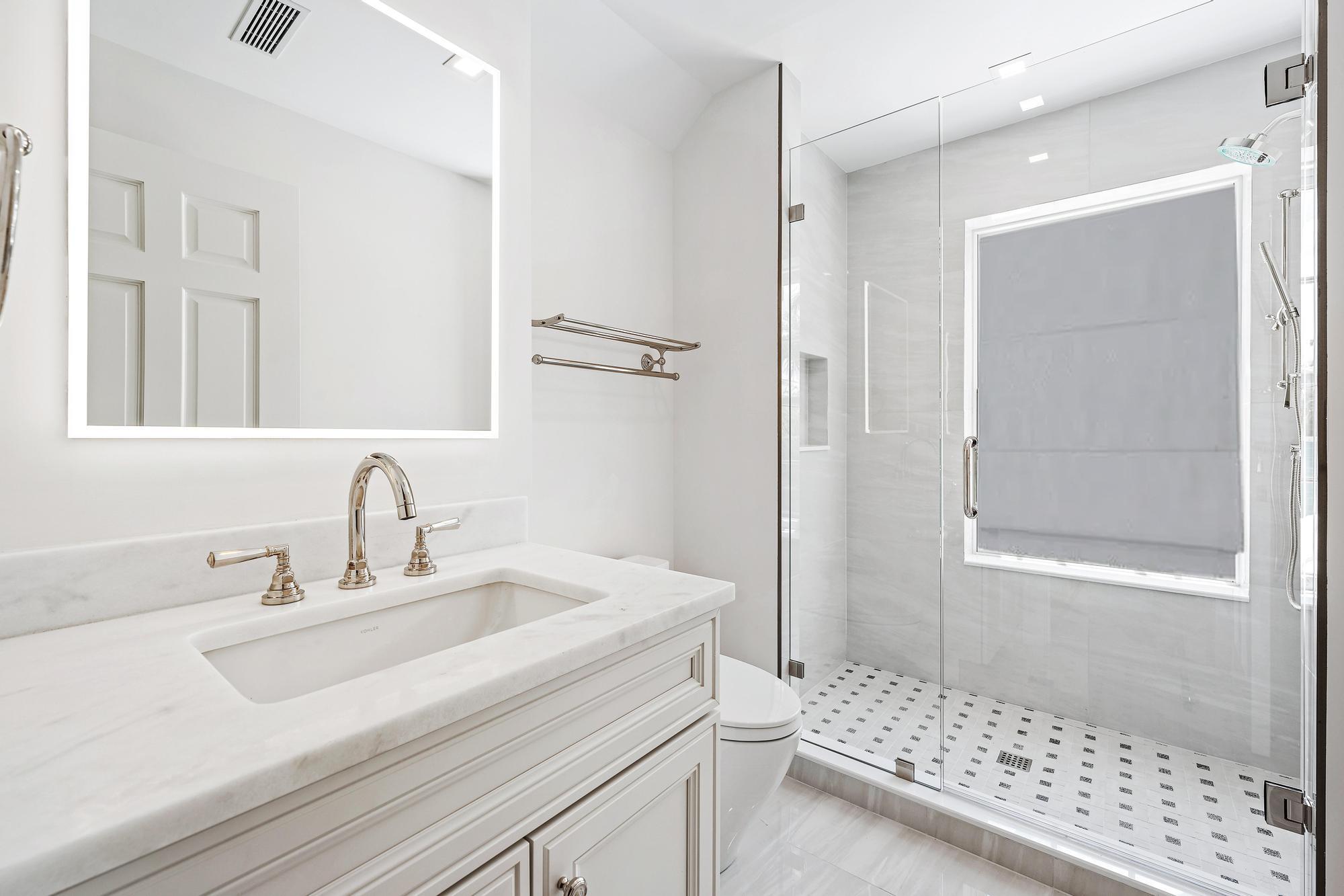 JAMAICA LANE IN - Residential