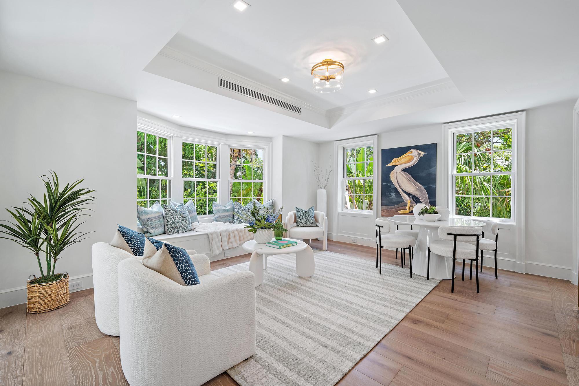 JAMAICA LANE IN - Residential