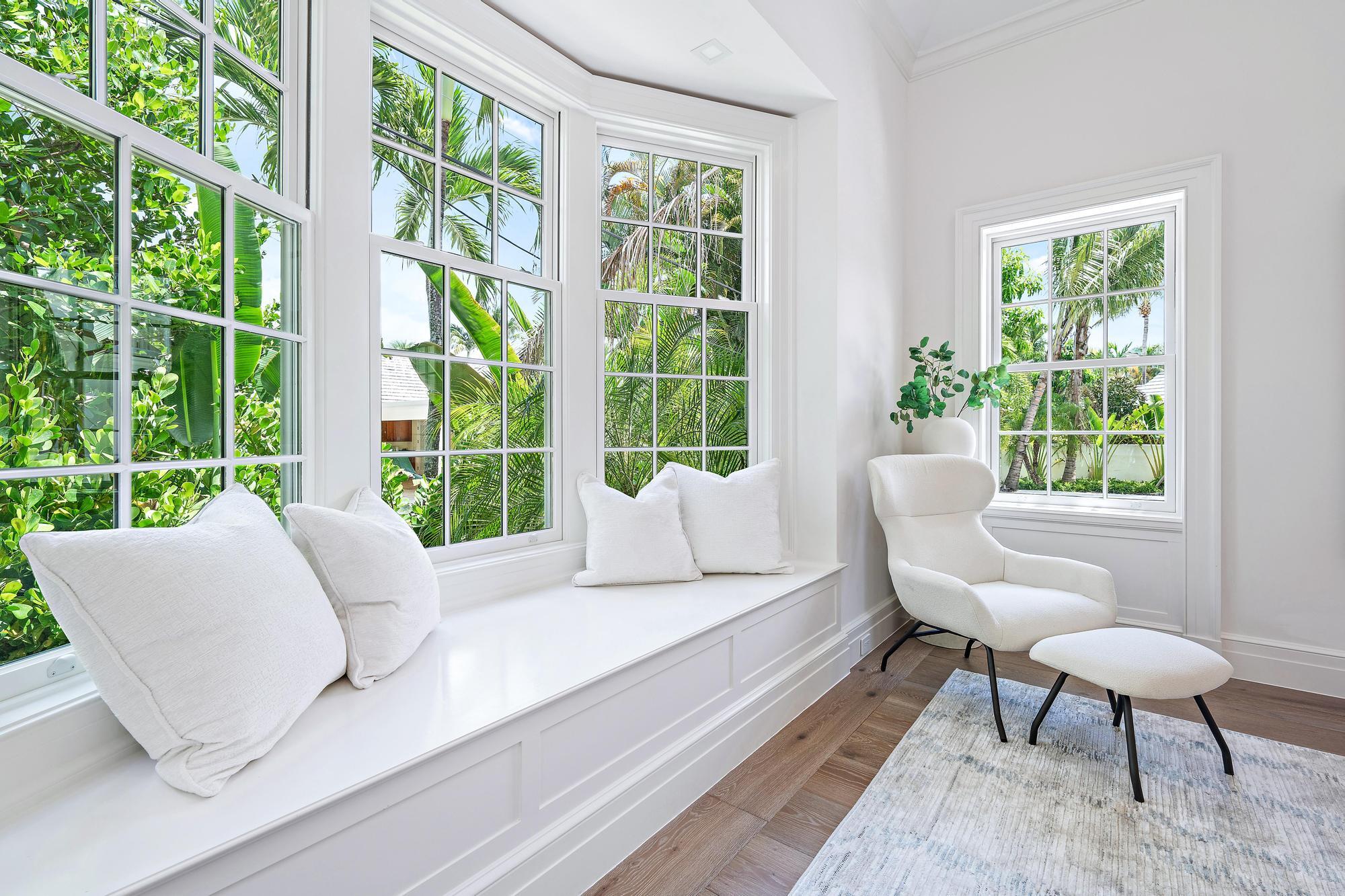 JAMAICA LANE IN - Residential