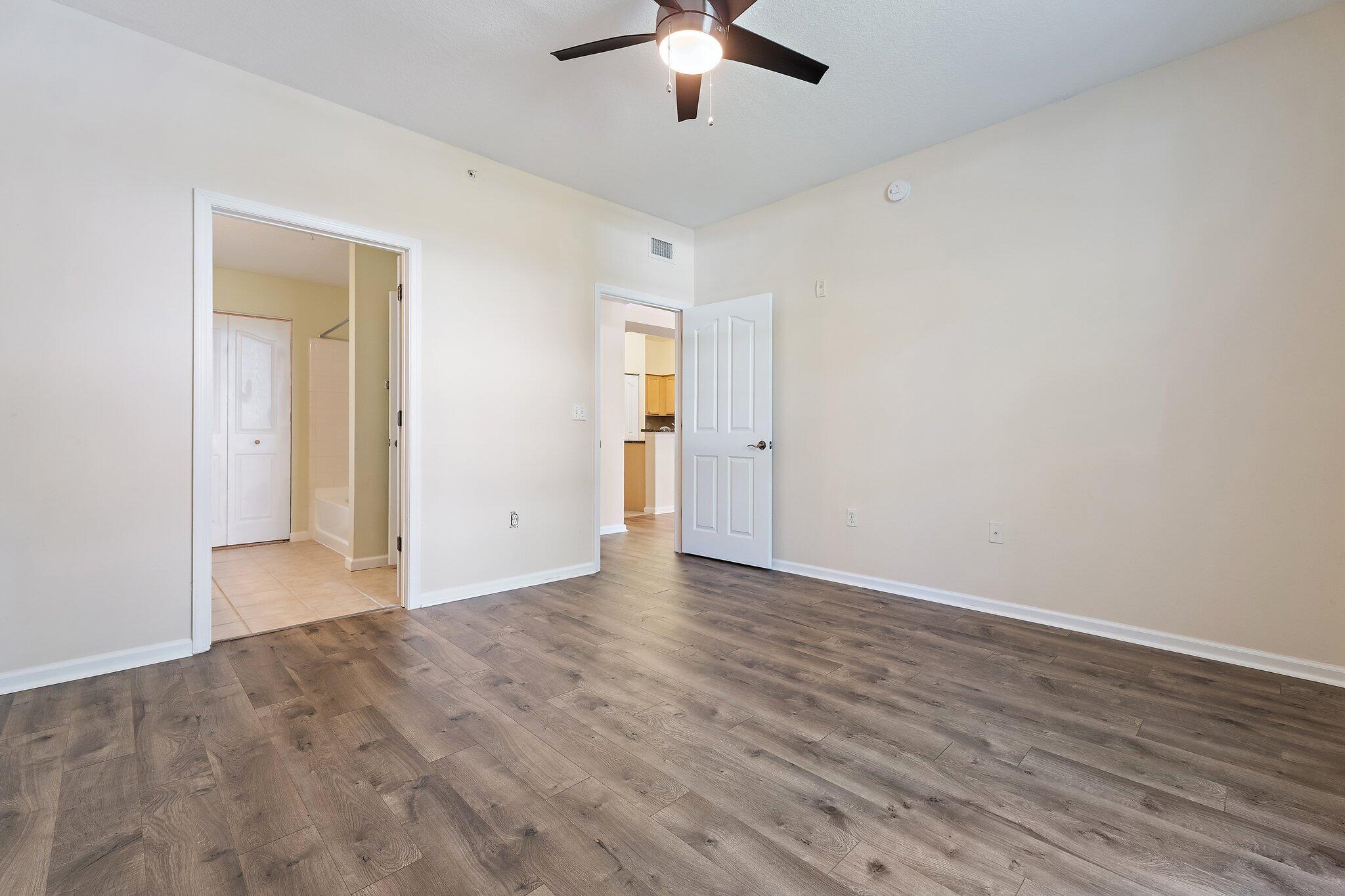 SOMERSET AT ABACOA CONDO - Residential
