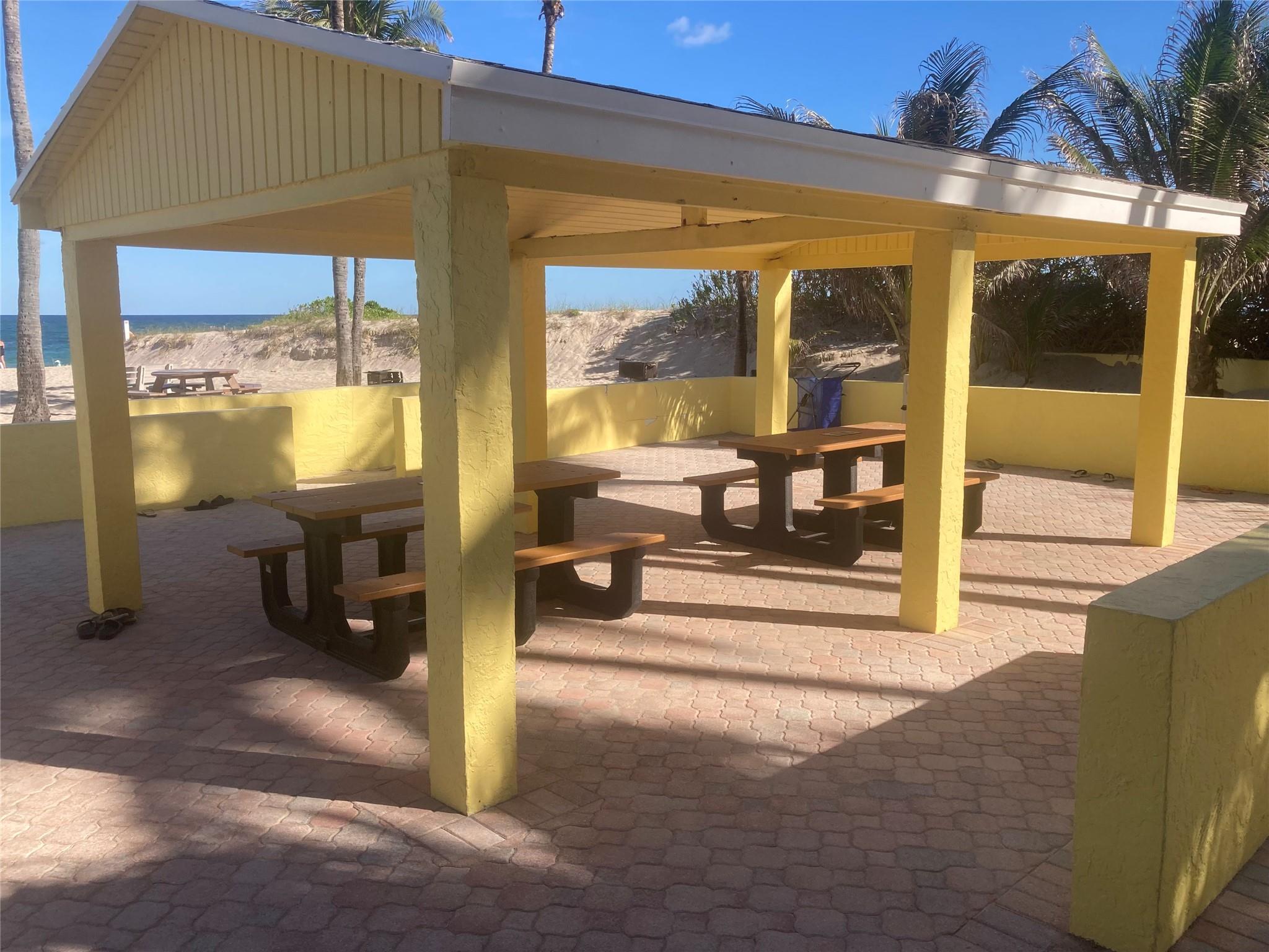 1391 S Ocean Blvd 301