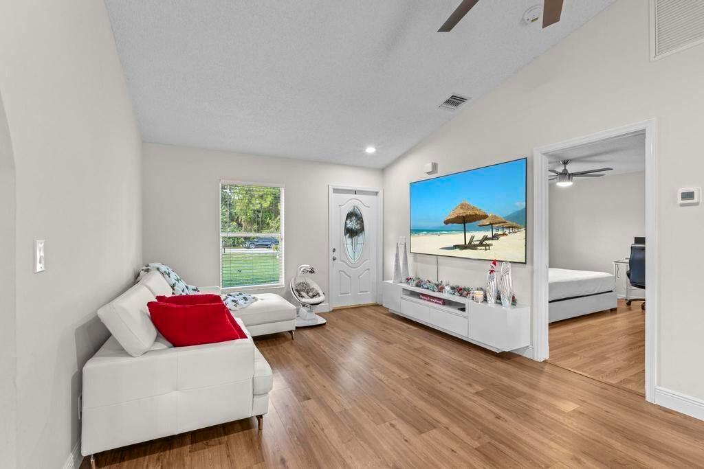 Loxahatchee - Residential Lease